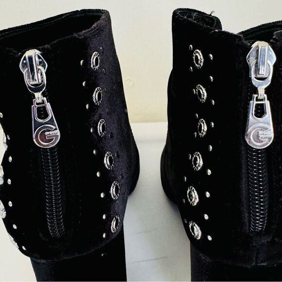 G By Guess Black Velvet 3 3/8" Heeled Studded Ankle Boots Size 8 - Picture 8 of 8